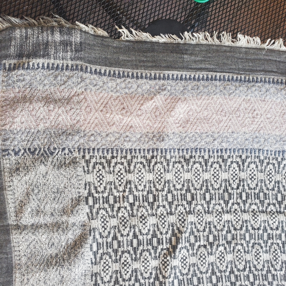 BCBGMaxAria Cardi Wrap